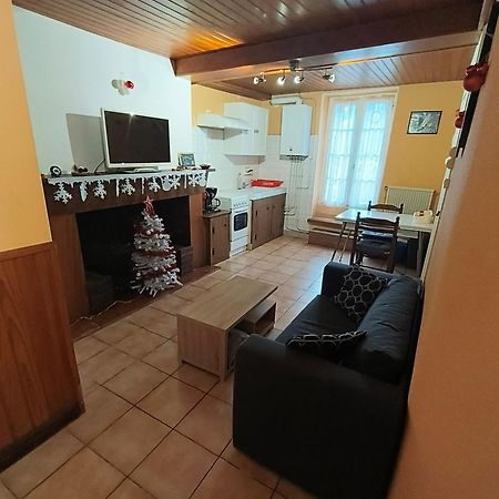 Appartement Plein Sud Au Rdc Avec Terrasse Et Parking Bagnères-de-Bigorre المظهر الخارجي الصورة
